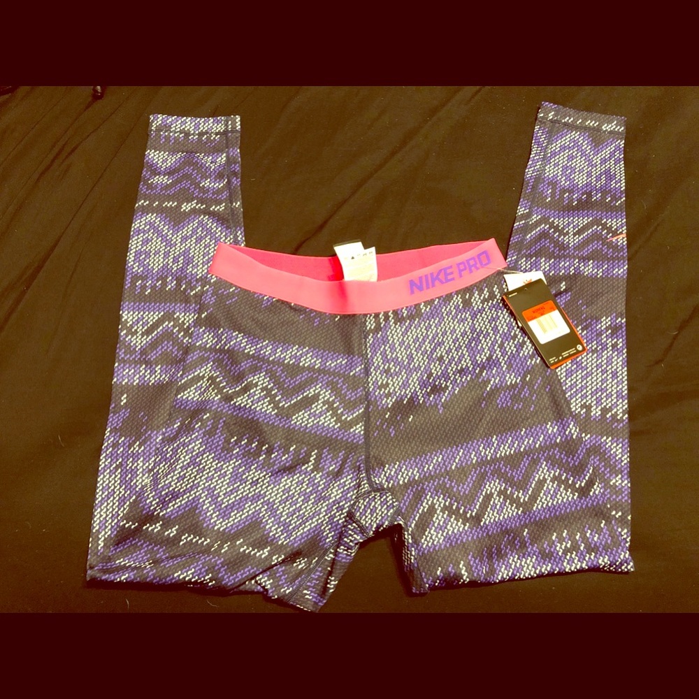 Nike Pro full length workout leggings